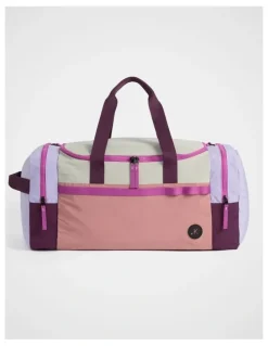 kikki.K Play Overnight Bag in Raspberry