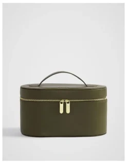 kikki.K Traveller Cosmetics Case in Olive