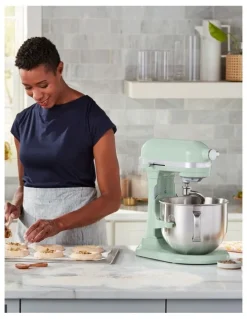 KitchenAid Bowl Lift Stand Mixer in Pistachio 5KSM70SHXAPT