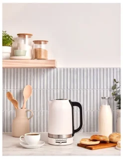KitchenAid Electric Kettle 1.7L in Porcelain 5KEK1701APL