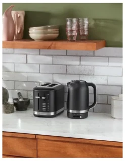KitchenAid Electric Kettle 1.7L in Matte Black 5KEK1701ABM
