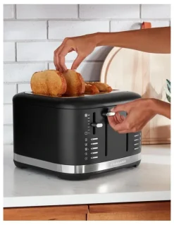 KitchenAid 4 Slice Toaster in Matte Black 5KMT4109ABM