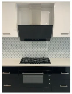 Kleenmaid Vertical Black Glass Wall mounted 90cm Rangehood RHGV90