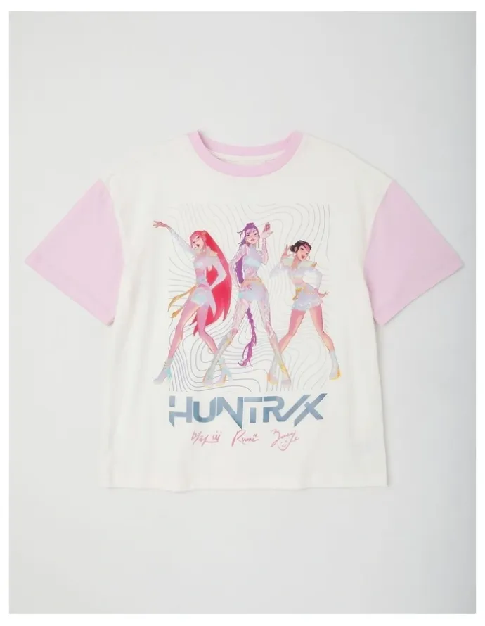 Kpop Demon Hunter K-Pop Demon Hunters Huntrix Spliced T-Shirt With A Bag Tag in Cream