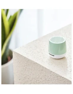 Lexon Lexon Mino Mini Bluetooth Speaker PANTONE - Green