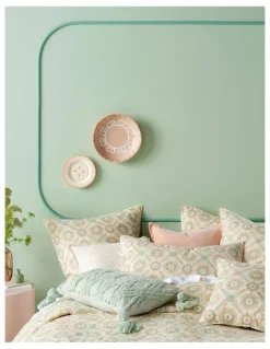 Linen House Amaya Bed Cover in Multi