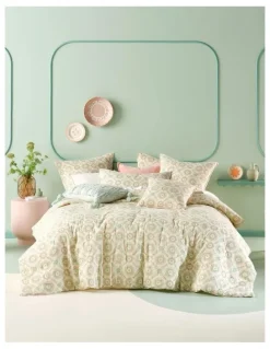 Linen House Amaya Bed Cover in Multi
