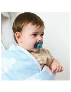 LIVING TEXTILES Pram Knitted Blanket in Cloud Blue