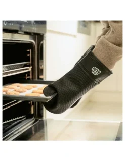 Living Today Silicone Oven Mitt and Pot Holder 4 Piece in Assorted
