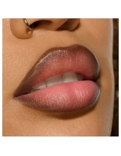 M.A.C Lipglazer Glossy Liner