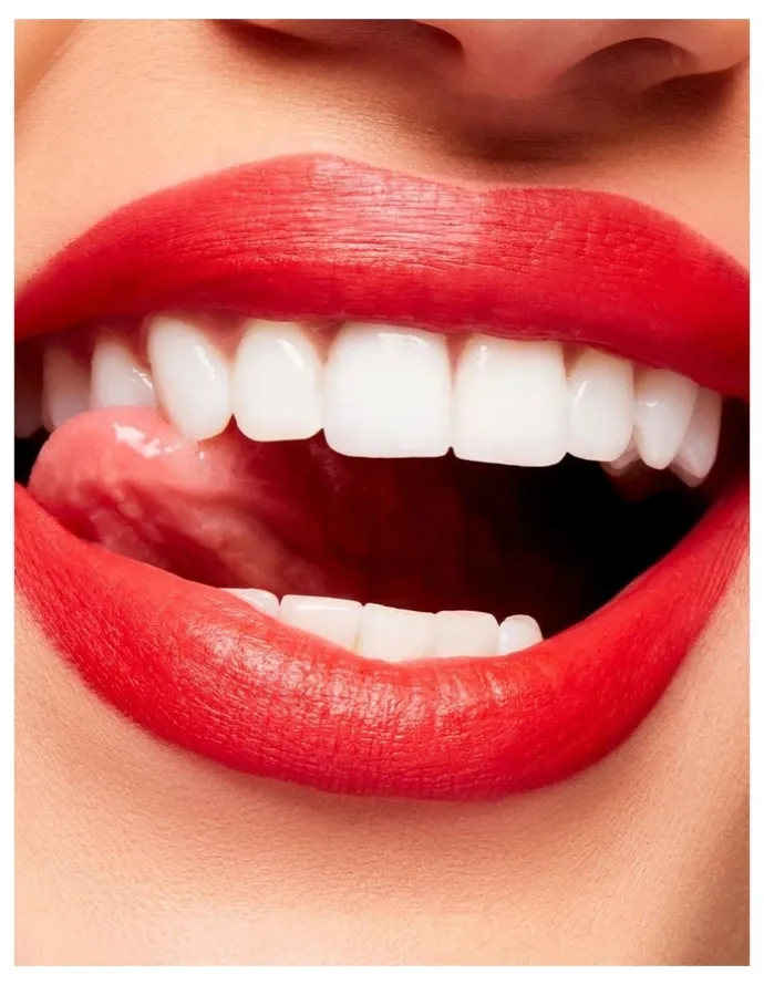 M.A.C Powder Kiss Velvet Blur Slim Stick Lipstick