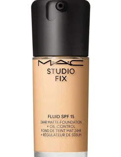 M.A.C Studio Fix Fluid SPF15 Foundation