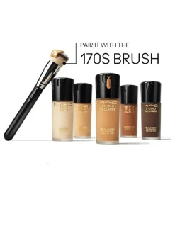 M.A.C Studio Radiance Serum-Powered Foundation