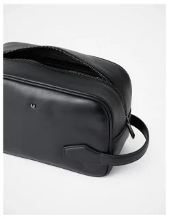 Marcs Ruben Leather Washbag in Black