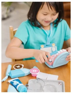 Melissa & Doug Super Smile Dentist Playset