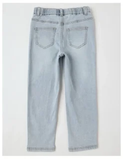 Milkshake Denim Relaxed Fit Jean in Light Wash