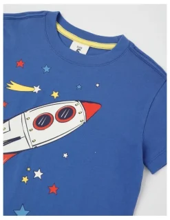Milkshake Essentials Short Sleeve Print Tee in Space Rocket in Indigo