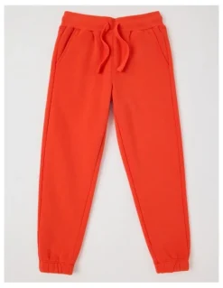 Milkshake Essentials Trackpant in Red