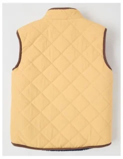 Milkshake Reversible Sherpa Vest in Tan & Red