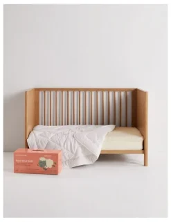 MiniJumbuk Baby Wool Quilt Cot in White