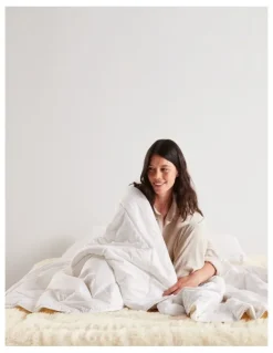 MiniJumbuk Cool Australian Wool Cotton Quilt in White