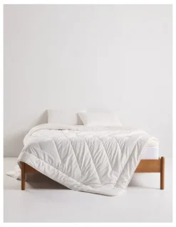 MiniJumbuk Everyday Australian Wool Quilt in White