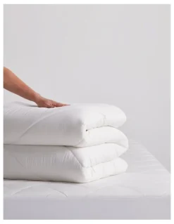 MiniJumbuk Everyday Australian Wool Quilt in White
