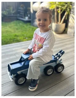 Moover Mack Truck