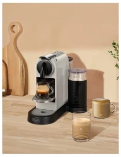 Nespresso Citiz & Milk capsule coffee machine EN267WAE in White