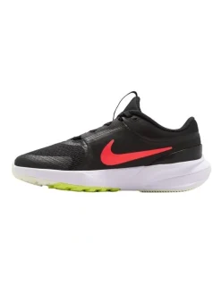 Nike Star Runner 5 Grade School Sport Shoe in Black