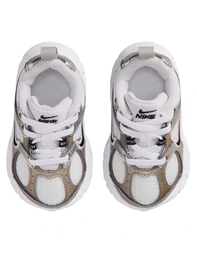 Nike V5 Rnr Infant Sneakers In White