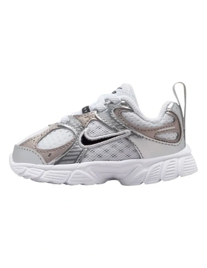 Nike V5 Rnr Infant Sneakers In White