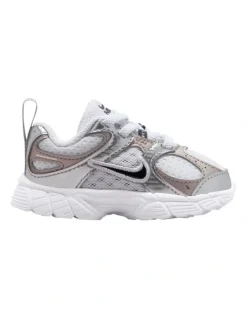 Nike V5 Rnr Infant Sneakers In White