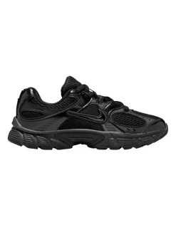 Nike V5 Runner Pre-School Sneakers Iin Black