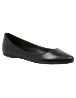 Nine West Speakup Flats