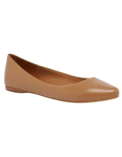 Nine West Speakup Flats