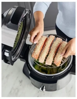 Ninja Foodi Smartlid 14-in-1 7.5L Air Fryer & Multi Cooker OL650