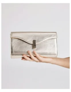 Novo Shoes Alysse Clutch in Gold