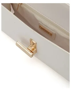 Novo Shoes Alysse Clutch in White