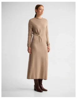 Oxford Adelaide Knitted Dress With Brooch