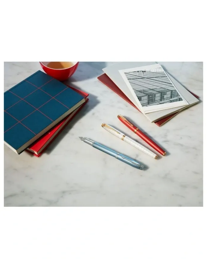 Parker IM Premium Trim Ballpoint Pen in Pearl/Gold