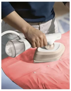 Philips OneTurn Hybrid Iron & Steamer in Silk White GC213/10