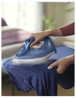 Philips 3000 Series Steam Iron in Blue DST3031/29