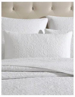 Private Collection Aerin Bedspread in Ivory