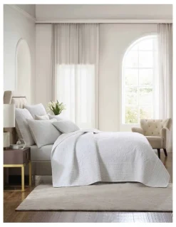 Private Collection Aerin Bedspread in Ivory