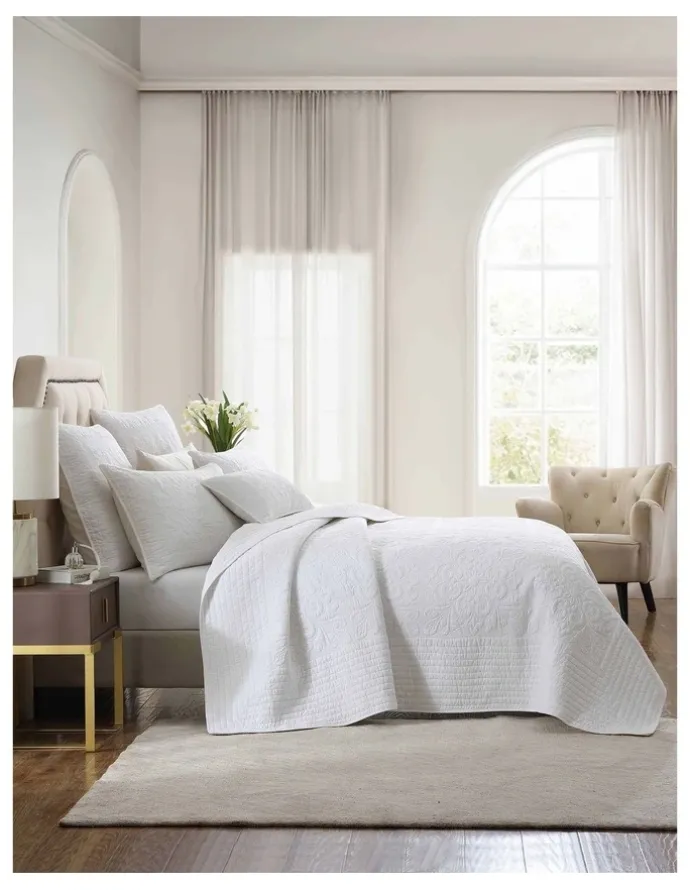 Private Collection Aerin Bedspread in Ivory