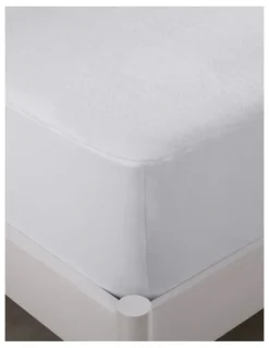 Protect-A-Bed Opossum Plush Mattress Protector in White