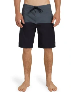 Quiksilver Everyday Billboard 20 Boardshorts In Black Billboard