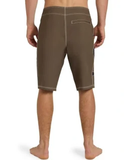 Quiksilver Silicon 21 Boardshorts In Canteen