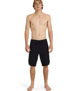 Quiksilver Surfsilk Core 20 Boardshorts In Black